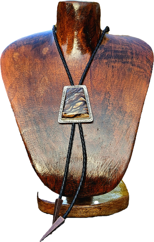 Biggs Jasper Bolo