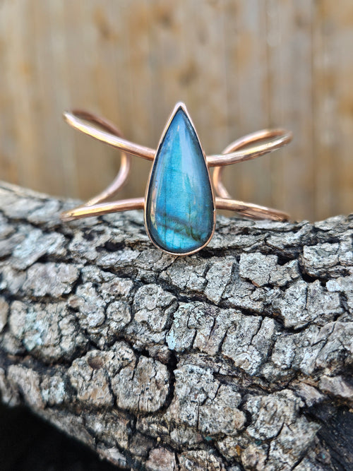 Blue Teardrop Shaped Labradorite Copper Cuff with two bands.