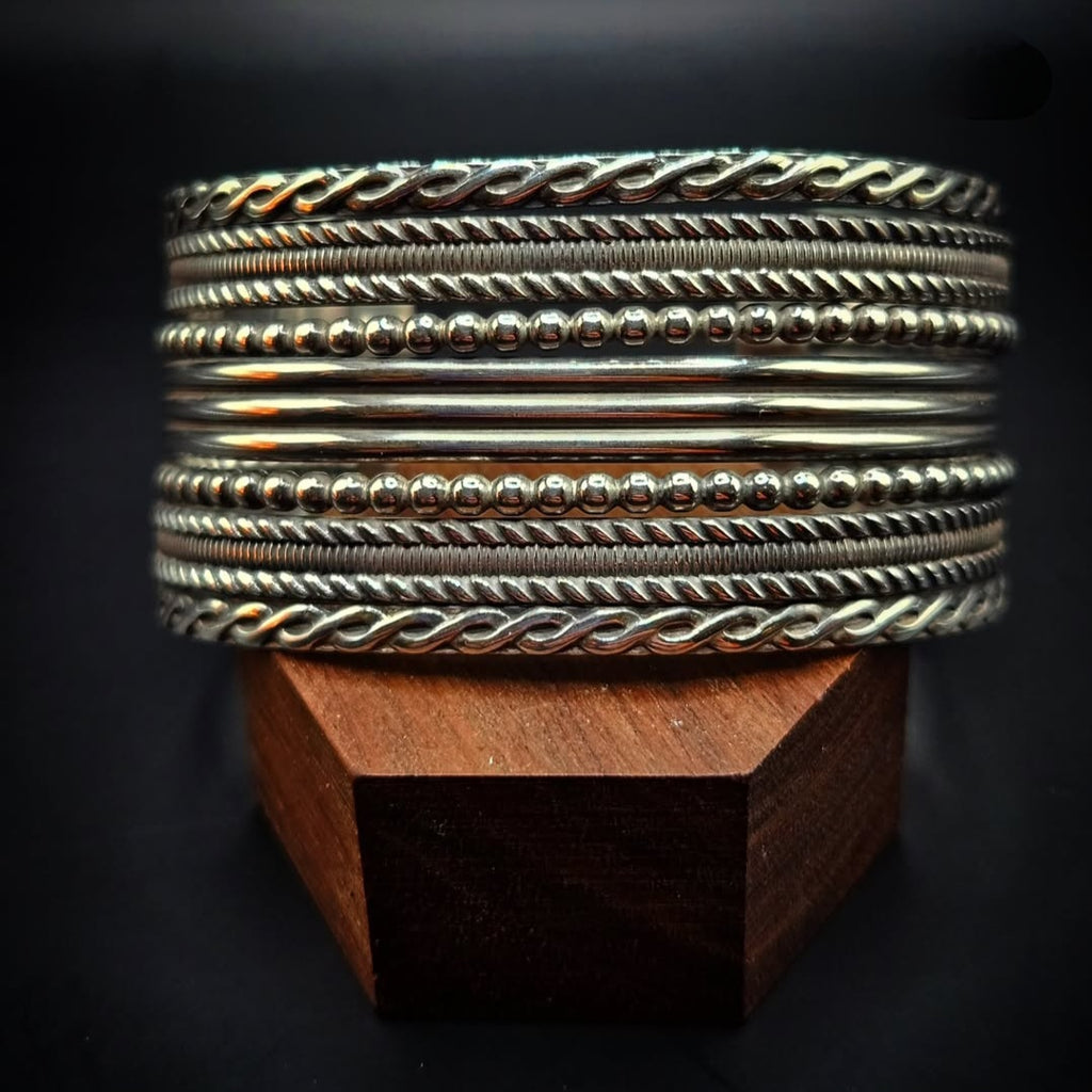 7 Band Cuff