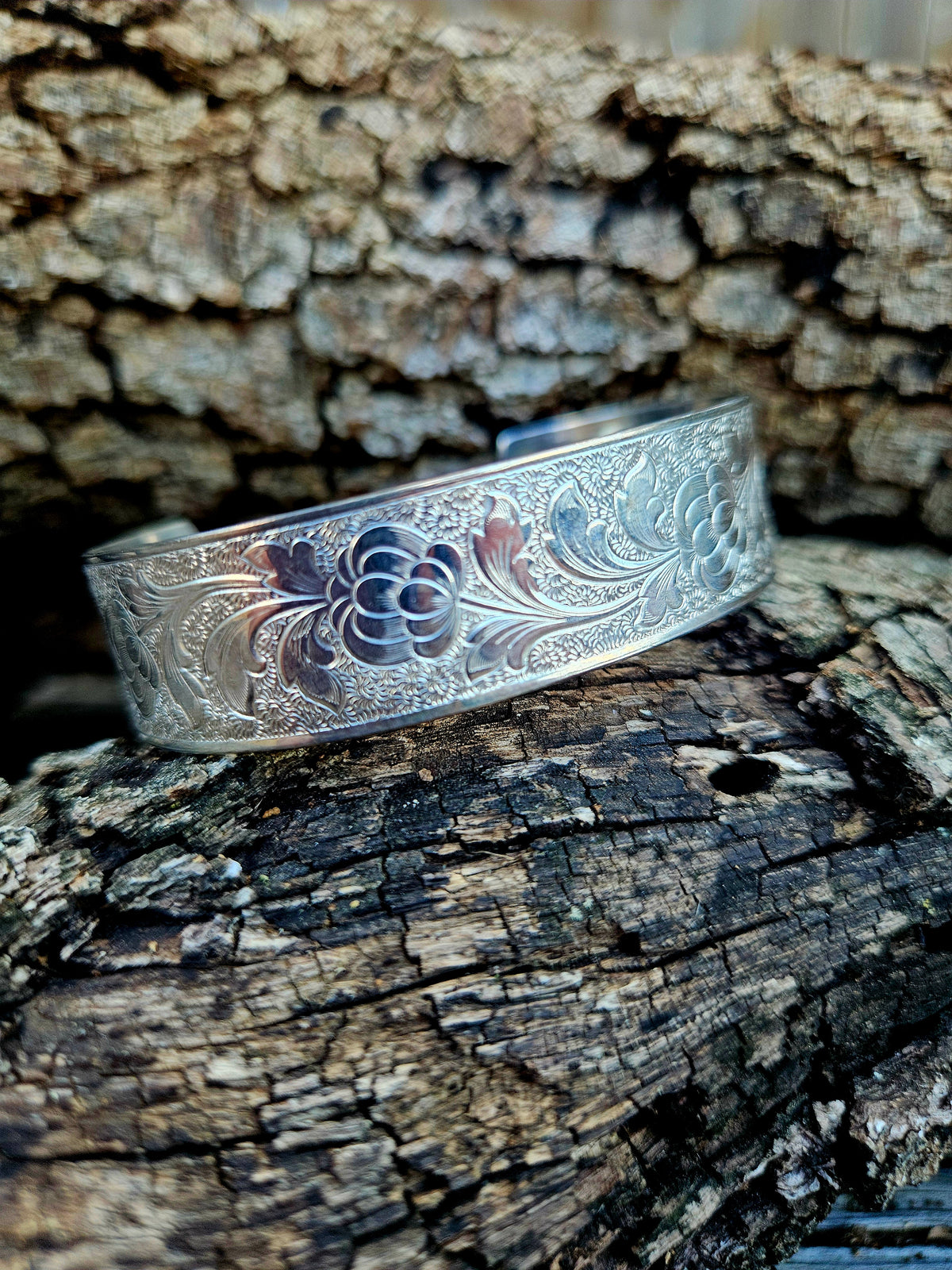Wide floral pattern sterling Silver bracelet